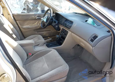 1997 Honda Accord Lx из США, поврежденный, VIN 1HGCD563XVA072326